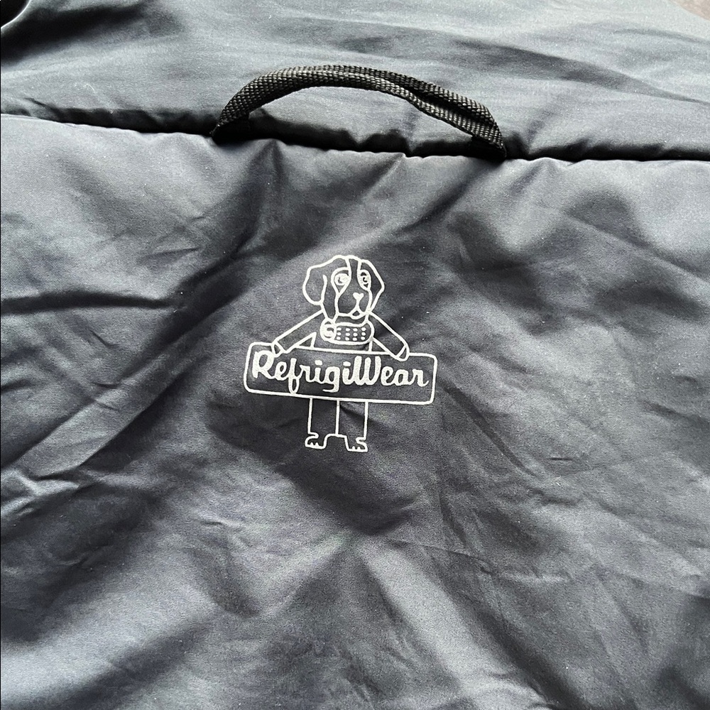 Refrigiwear Men's Black Puffer Jacket - Picture 4 of 4